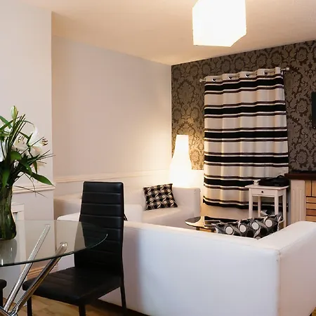 Amberley Centre Apartmán *