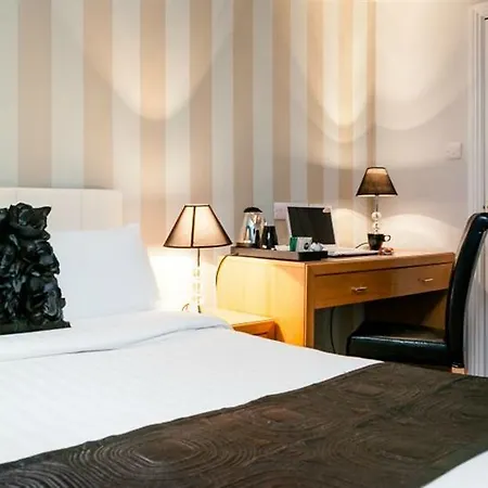 Amberley City Centre By Thekeycollection Apartment *