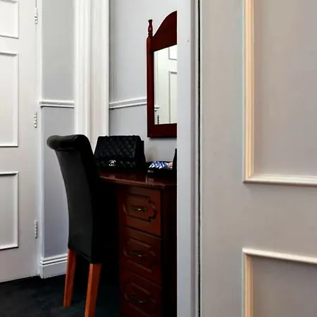 Апартаменты Amberley Centre *